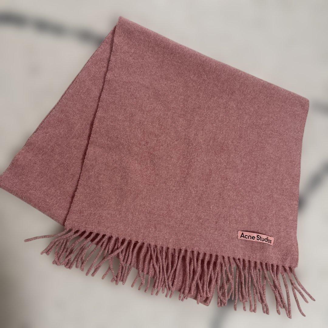 ☆Acne Studios ピンク マフラー☆