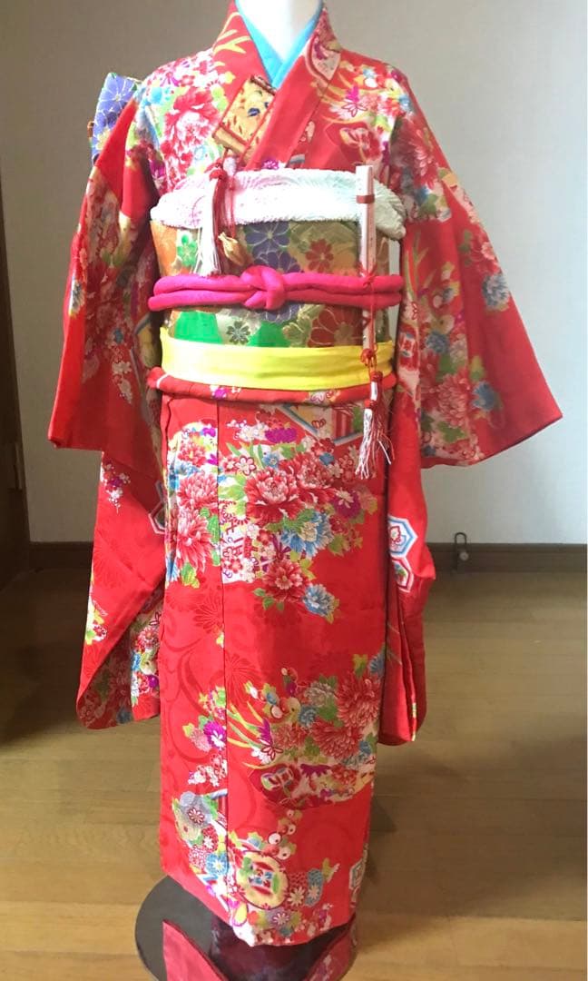 七五三女の子着物セット　アンティーク　正絹　5歳 小さめ7歳　珊瑚色❤️