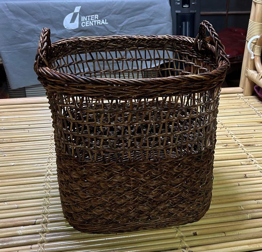 あけび　籠　かご　バスケット　アケビ