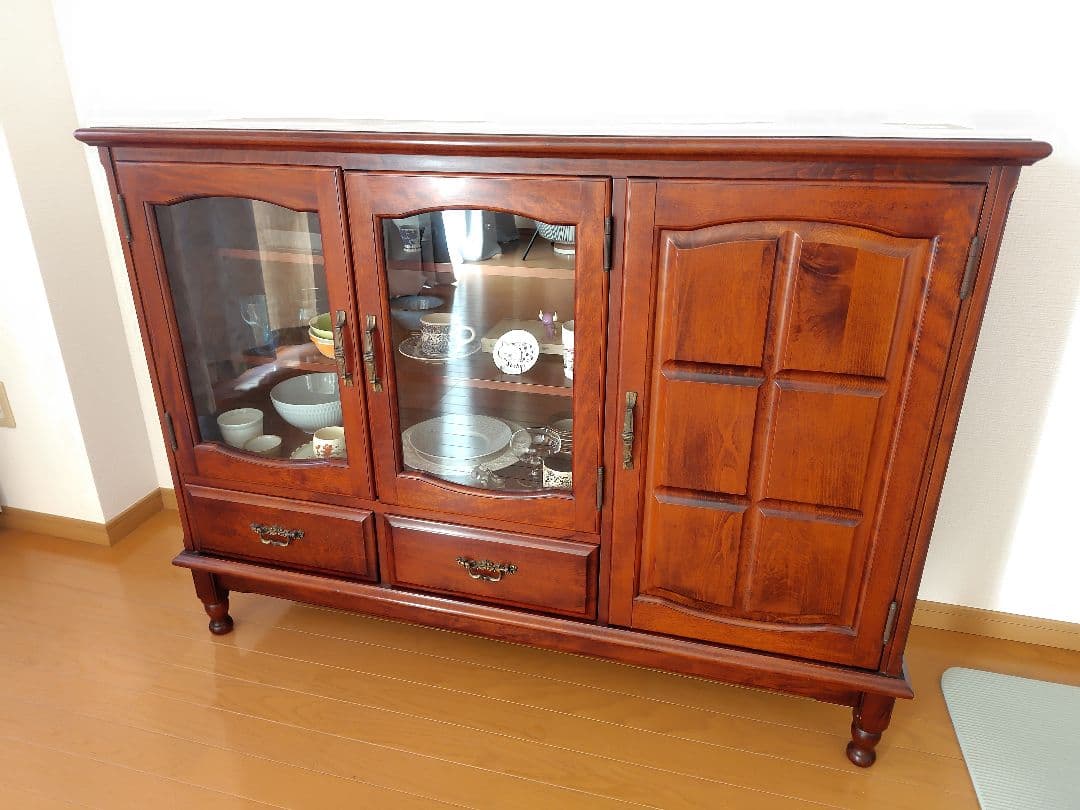 【みゆ】アンティーク ヴィンテージ サイドボード