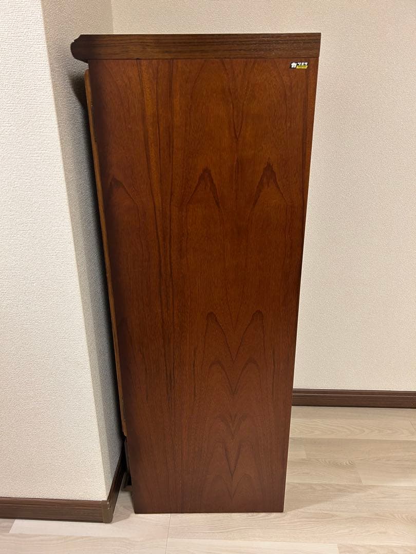 【美品】ヴィンテージ家具　オールドカリモク　コロニアル　コーナーキャビネット