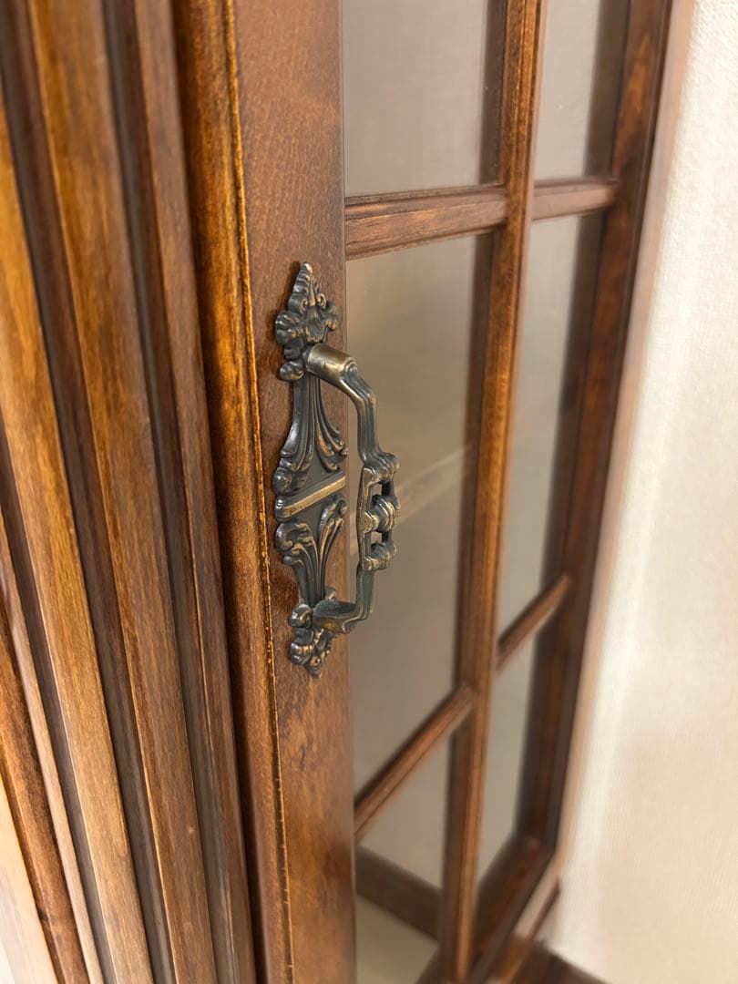 【美品】ヴィンテージ家具　オールドカリモク　コロニアル　コーナーキャビネット