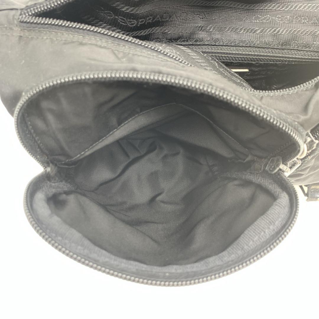 プラダ テスートナイロン レザー メッセンジャー ショルダーバッグ A4収納可能