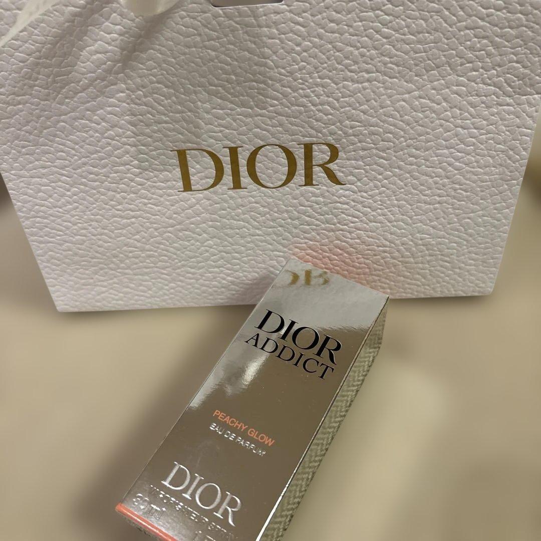 未開封ディオールアディクトピーチグロウオードゥパルファム30mlギフトバッグ付き