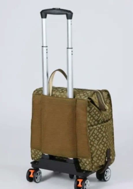 キャリー 新品 クリスチャン オリビエ