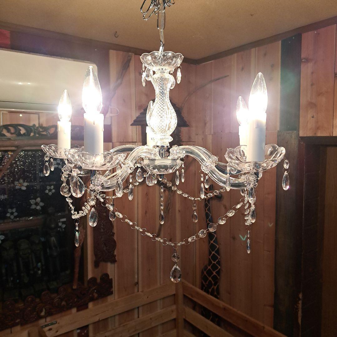 ♡♡新品未使用　エグロ．ジャパン　クリスタルガラスシャンデリア５灯♡♡