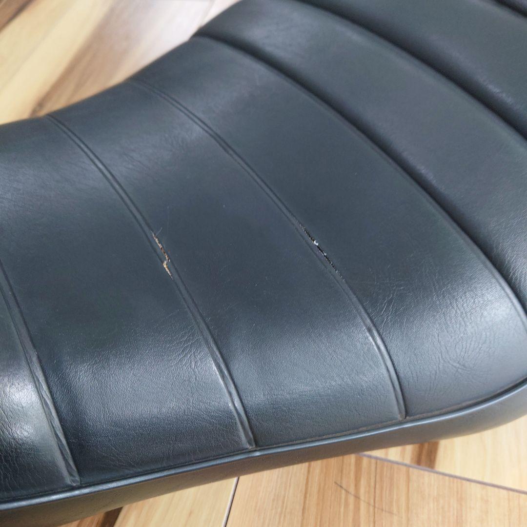 カワサキ　w800 ストリート　純正シート