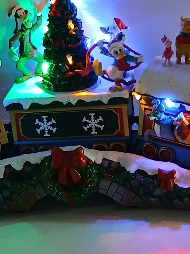 ディズニー　クリスマストレイン　サウンド付き、クリスマス飾り　照明LED
