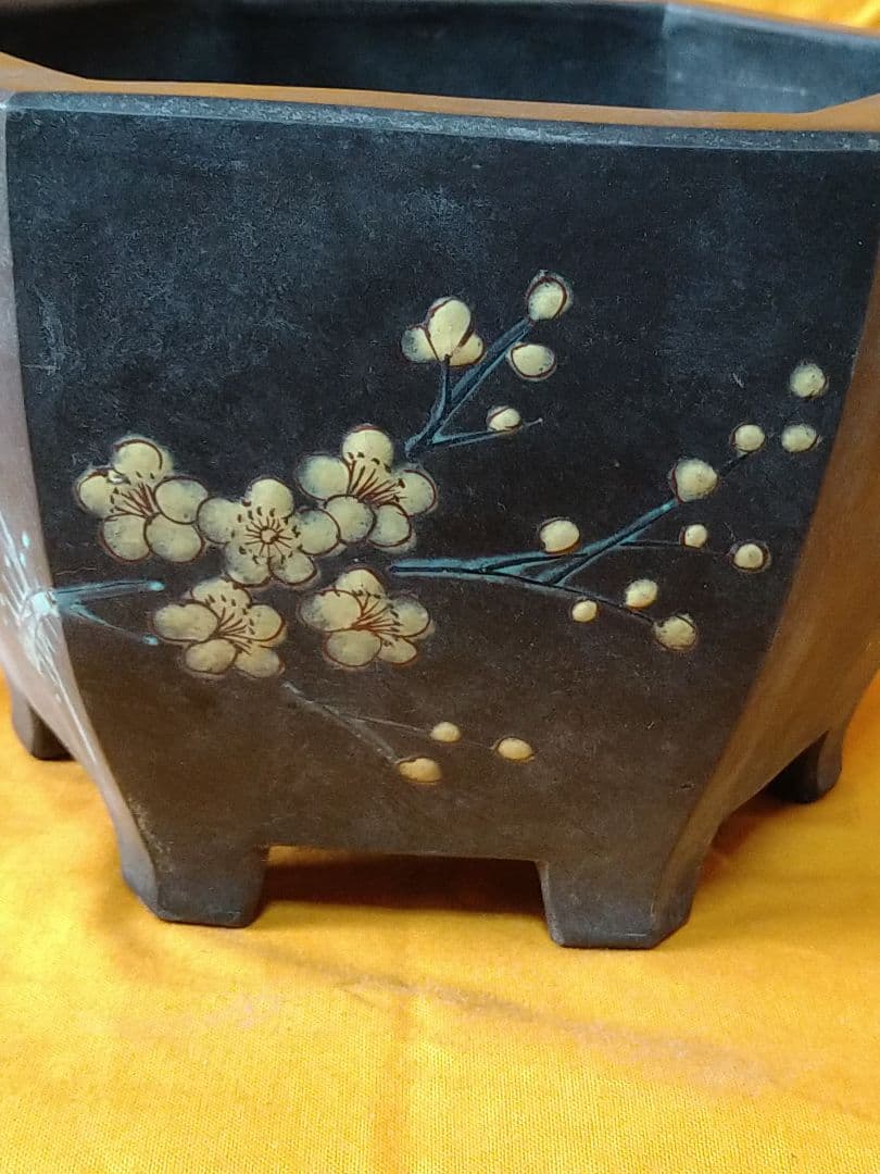 盆栽鉢　黒泥六角絵鉢　落款有り