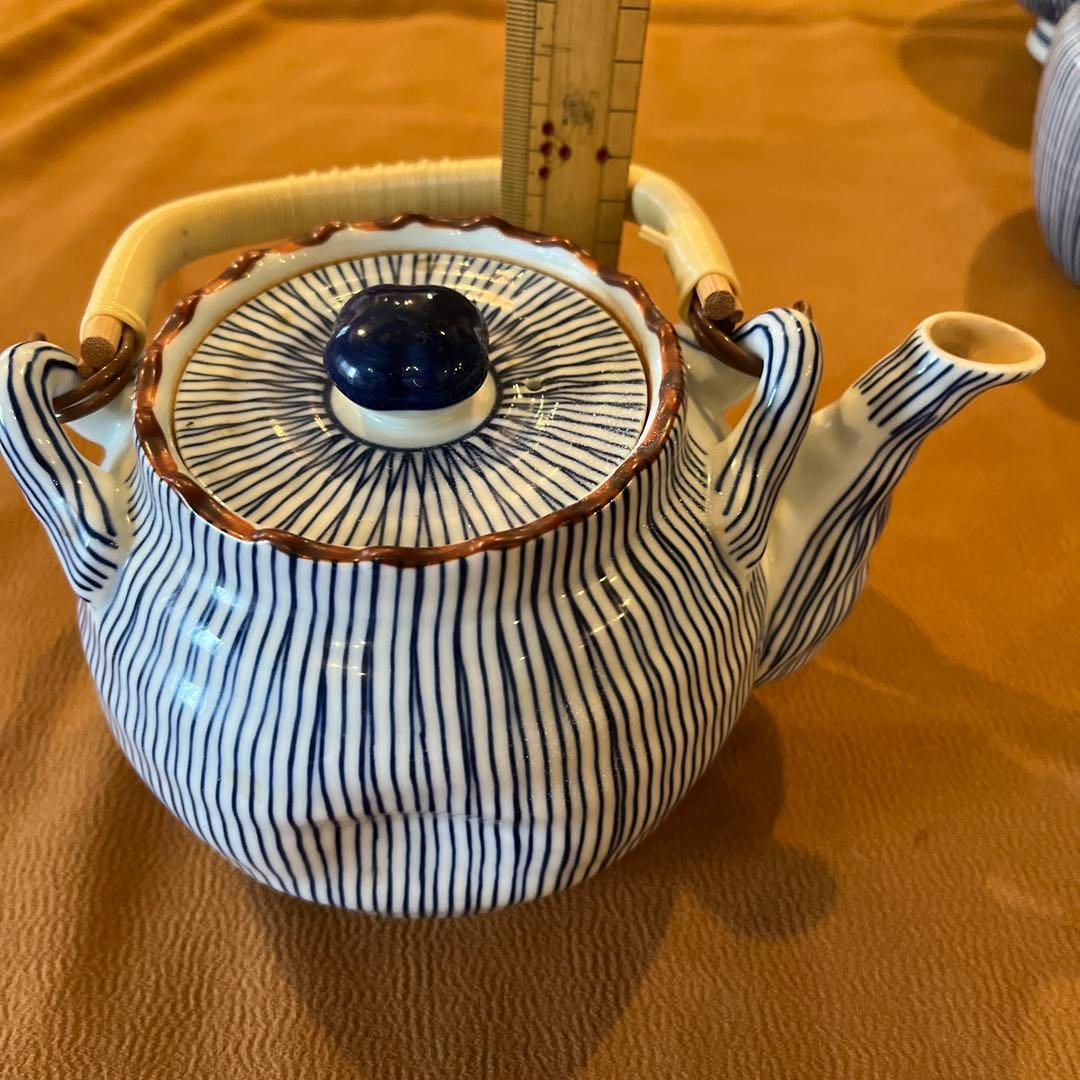 青いストライプ模様の陶器12点セット