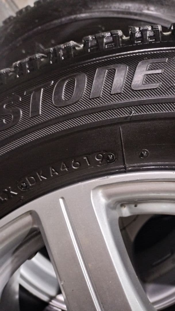スタッドレスタイヤホイールセット185/65 15インチ5穴100/114.3
