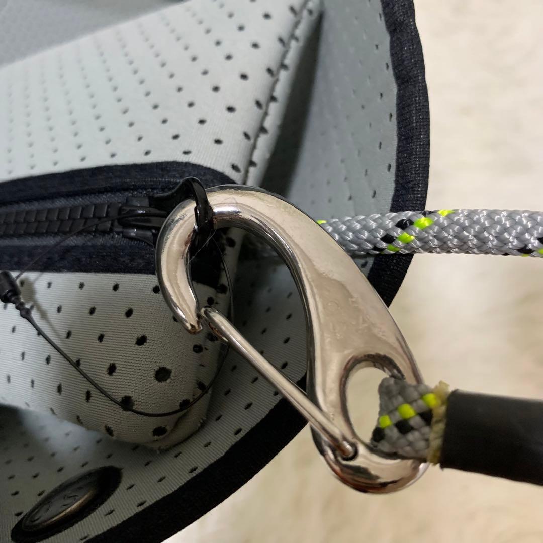 ステイトオブエスケープ　フライングソロ　マザーズバック　パンチング　グレー