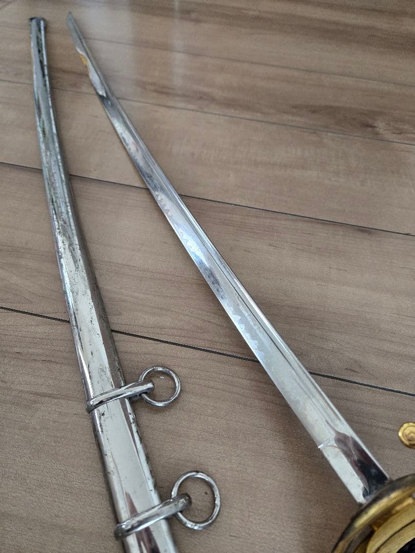 日本陸軍　実物　美品　将校サーベル/模造刀身入り　刀緒付き