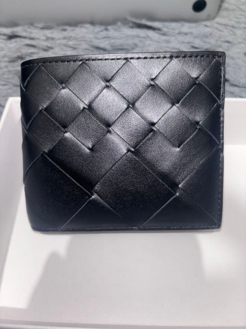 【新品】ボッテガヴェネタBottega Veneta パース付き二つ折り
