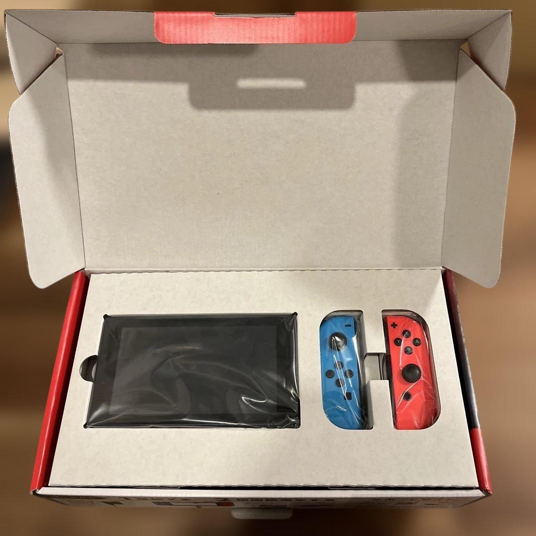 Nintendo Switch 本体 青と赤のジョイコン