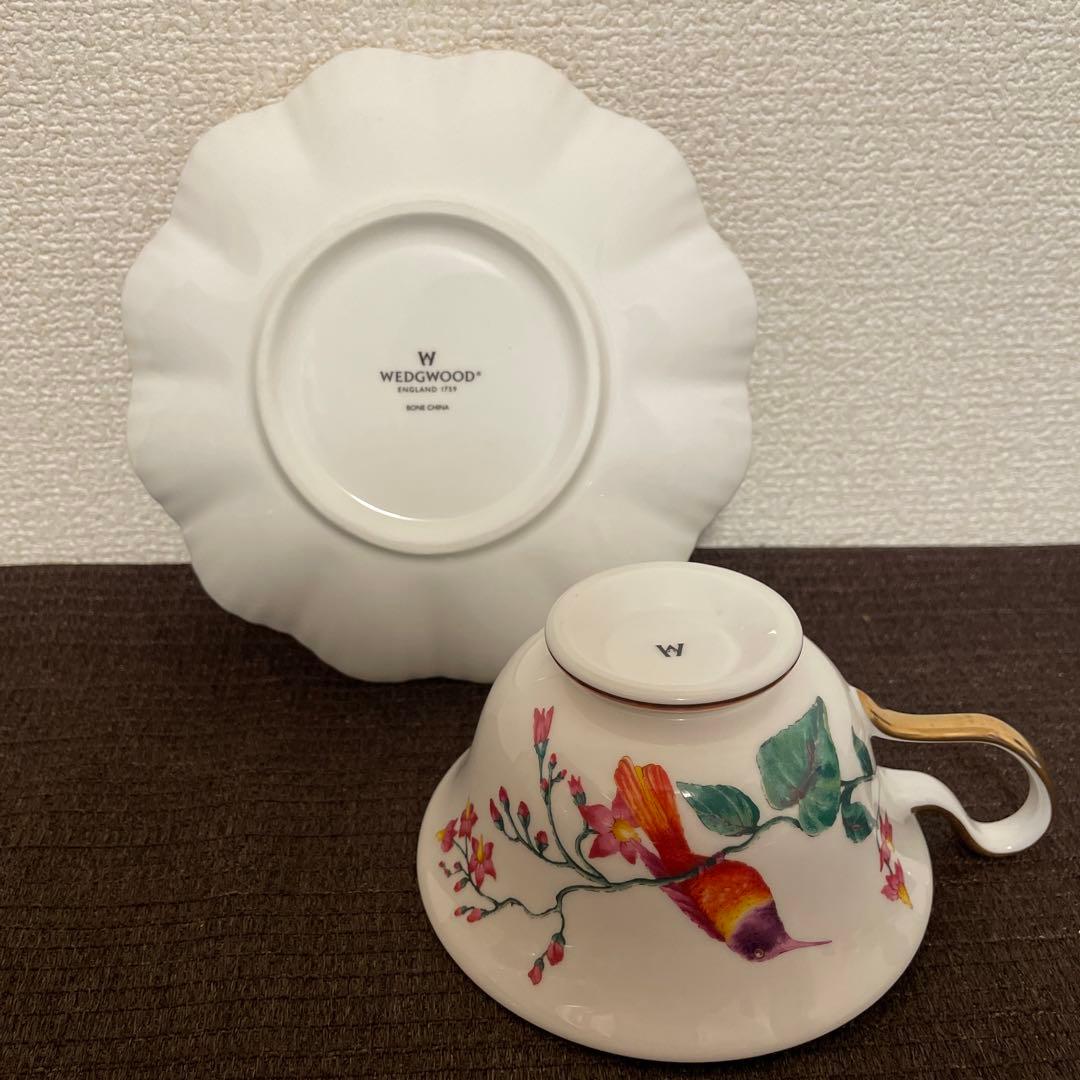 ウェッジウッド　パラダイスガーデン　ピオニー　カップ&ソーサー