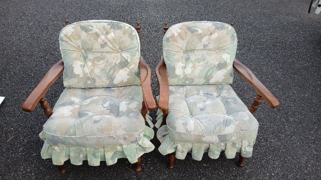 北欧系　飛騨産業　キツツキ　アームチェア2脚　地域限定販売