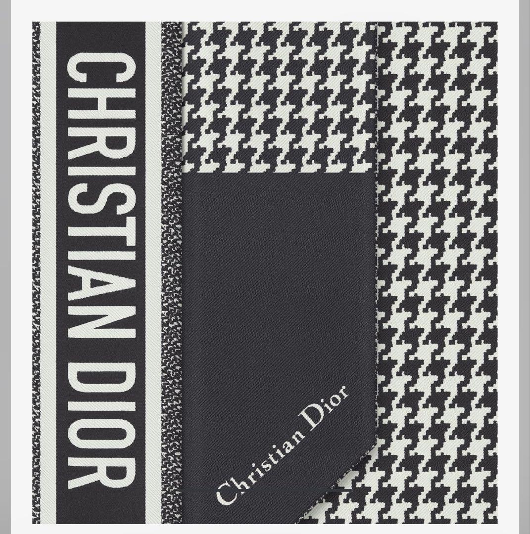 ディオールミッツァ　スカーフ 30 Montaigne 新品