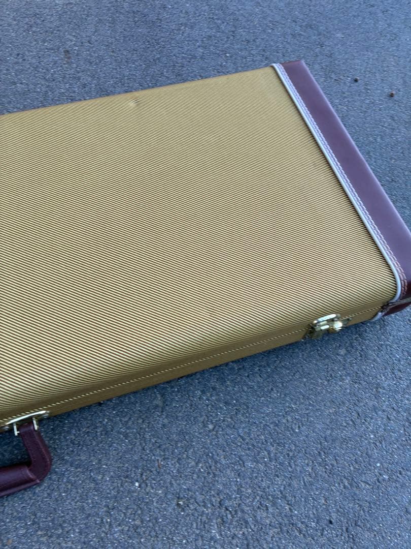 FENDER ベース ハードケース