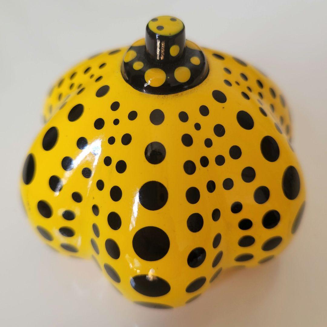 草間彌生かぼちゃペーパーウェイト