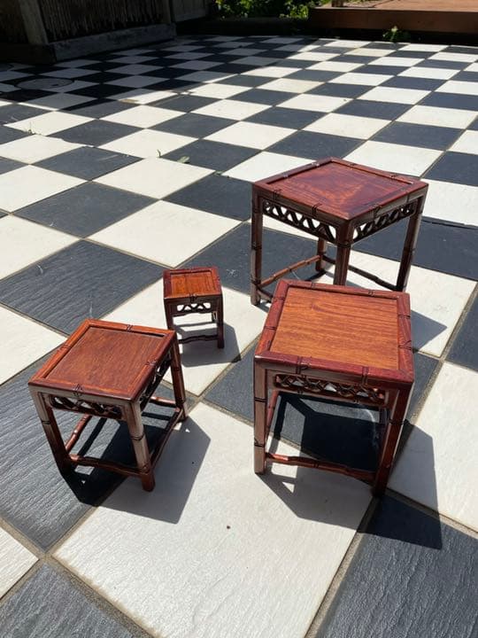 木の飾り棚　亀の子　椅子　アンティーク　４個セット