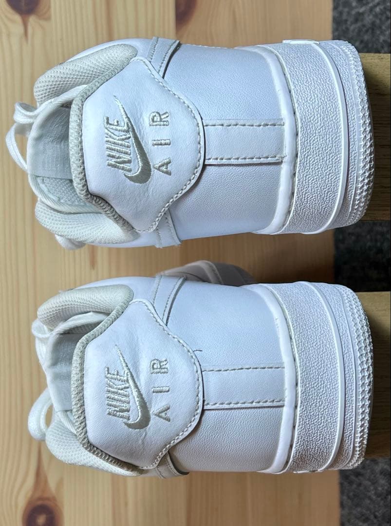 ナイキ エア フォース 1 07 NIKE AIR FORCE 1 07