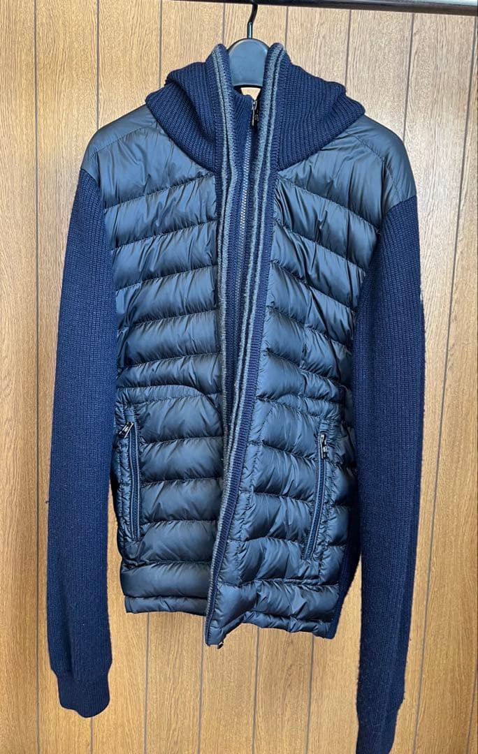 MONCLER（モンクレール）フード付 ニット切り替えダウン