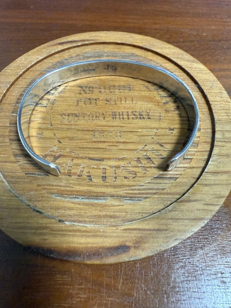 ナバホ族J.S作 シルバーバングル