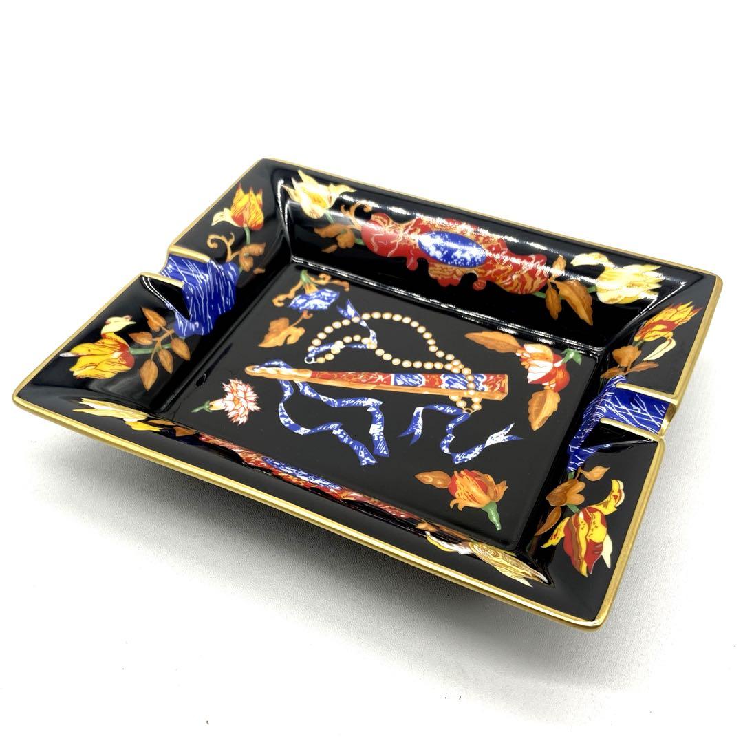 極美品✨HERMESエルメス　灰皿　アッシュトレイ　花　扇子　動物　ブラック