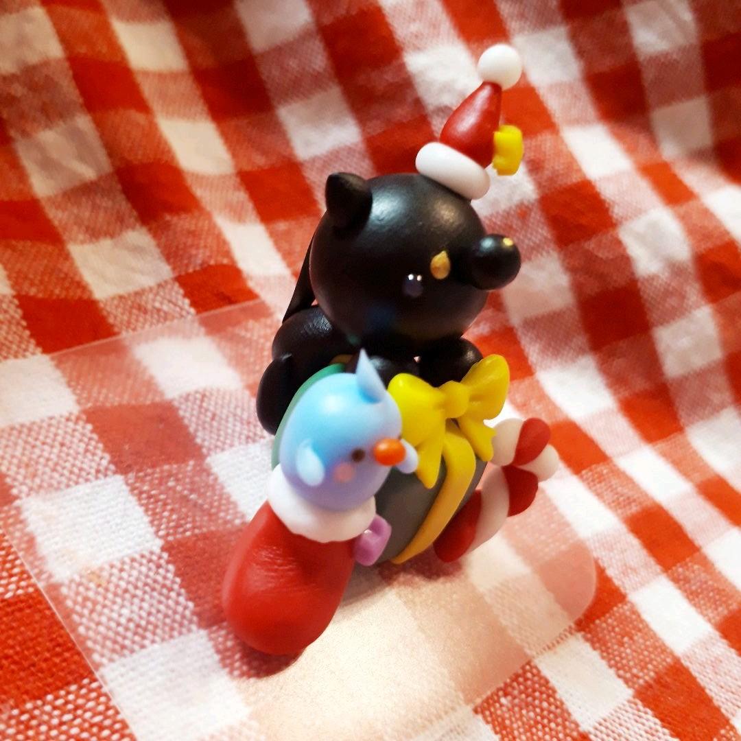 クリスマス★黒猫ちゃんプレゼント