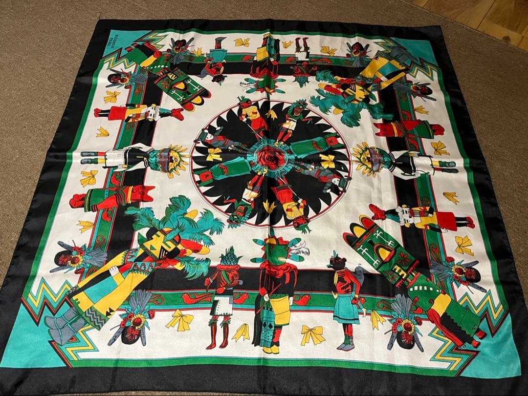 Hermes シルク スカーフ 大判