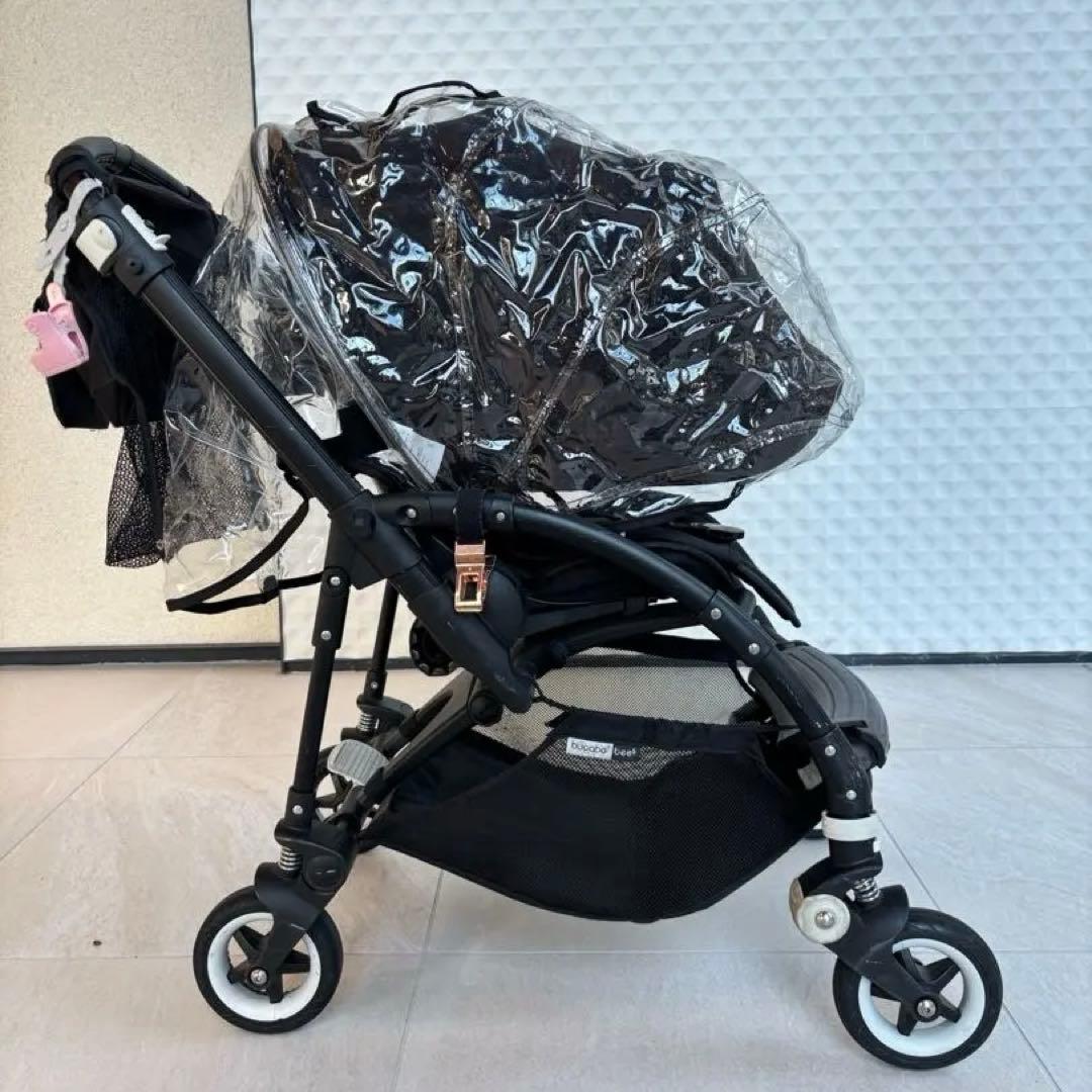 ナイキの靴付き　黒 ベビーカー バガブー ビー5 雨具　カップ　ポーチ