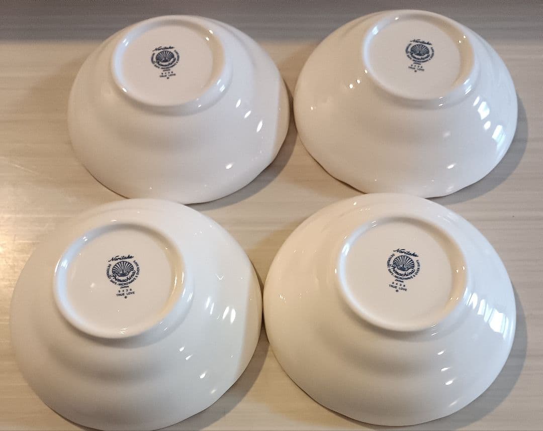 ノリタケトゥルーラブフルーツボウル4個セット