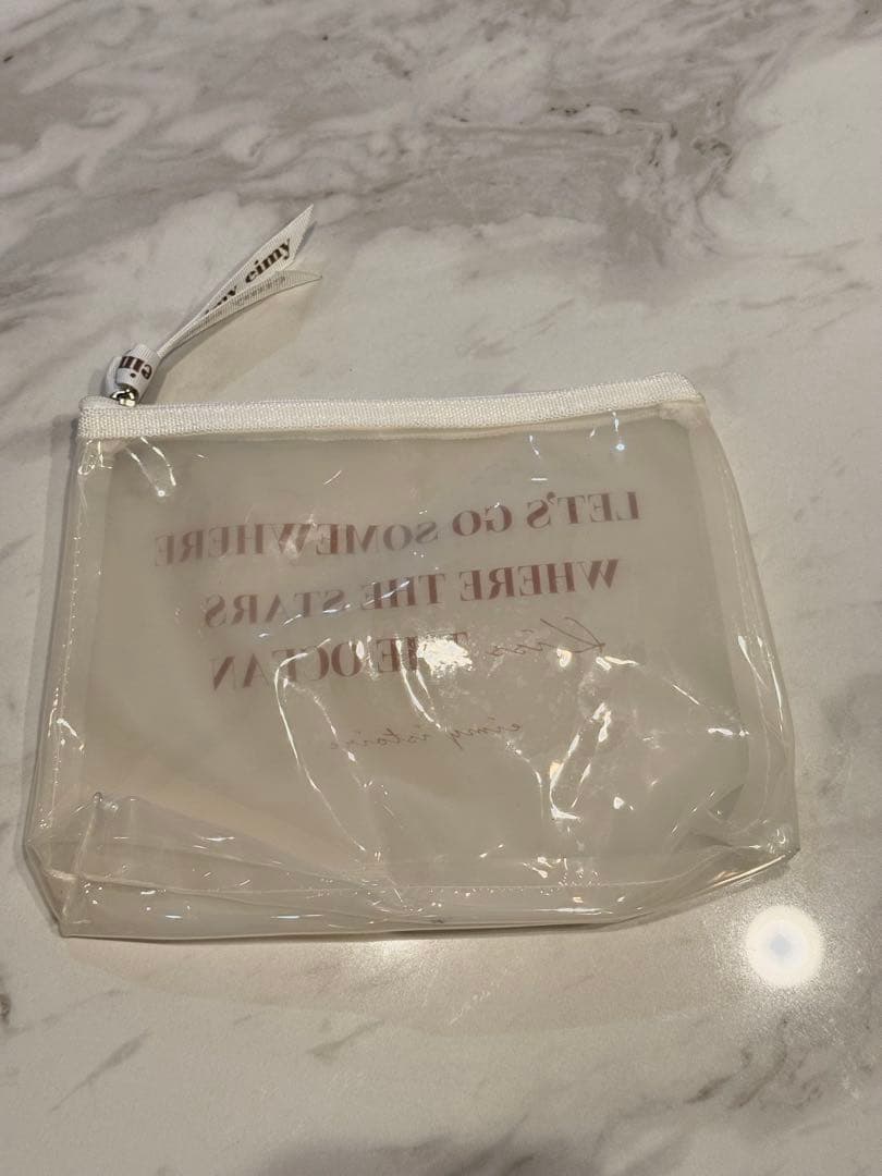 【最終価格】エイミーイストワール.ワンピース水着.新品未使用ポーチ付き