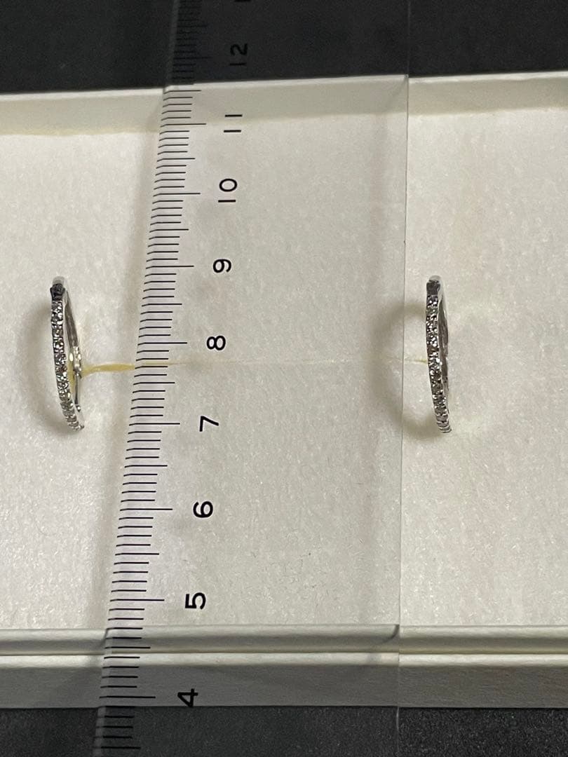 K10WG天然ダイヤ 0.3ctフープピアス