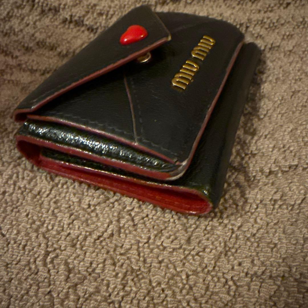 ミュウミュウ　三つ折り　マドラス　ハード　ラブレー　ブラック　バイカラー