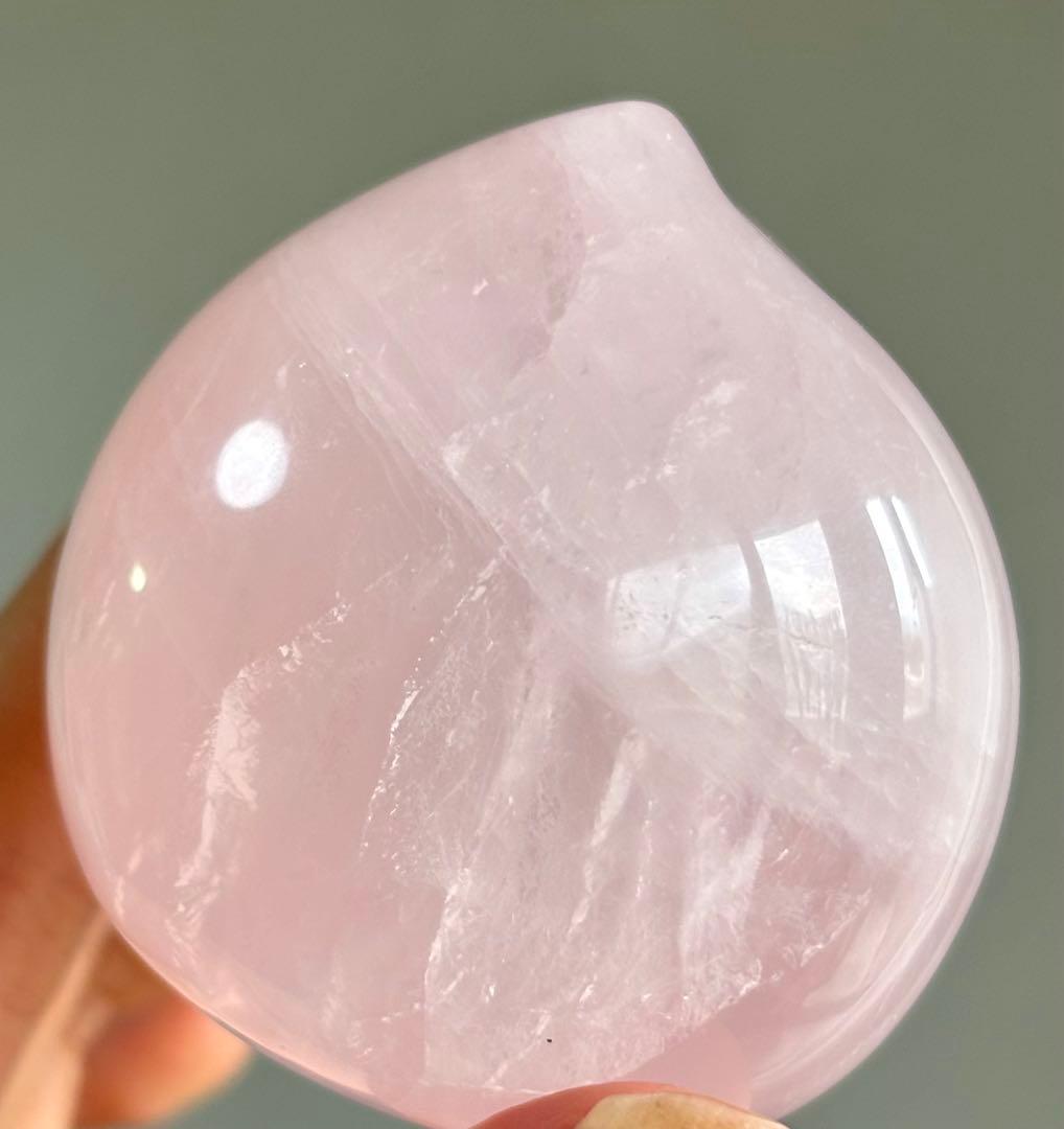 かおる様　レア　高品質　スター　ローズクォーツ　BIG 桃　もも　置物　天然石