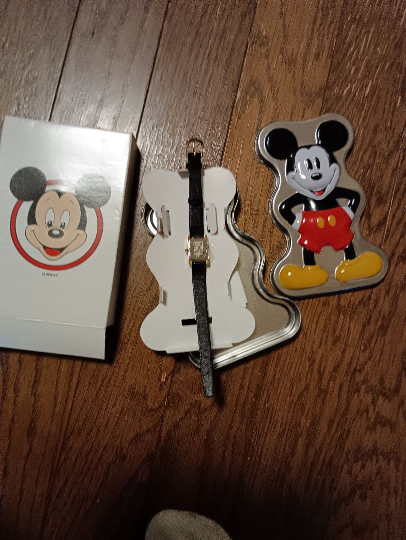 ミッキーマウス 腕時計 クォーツ
