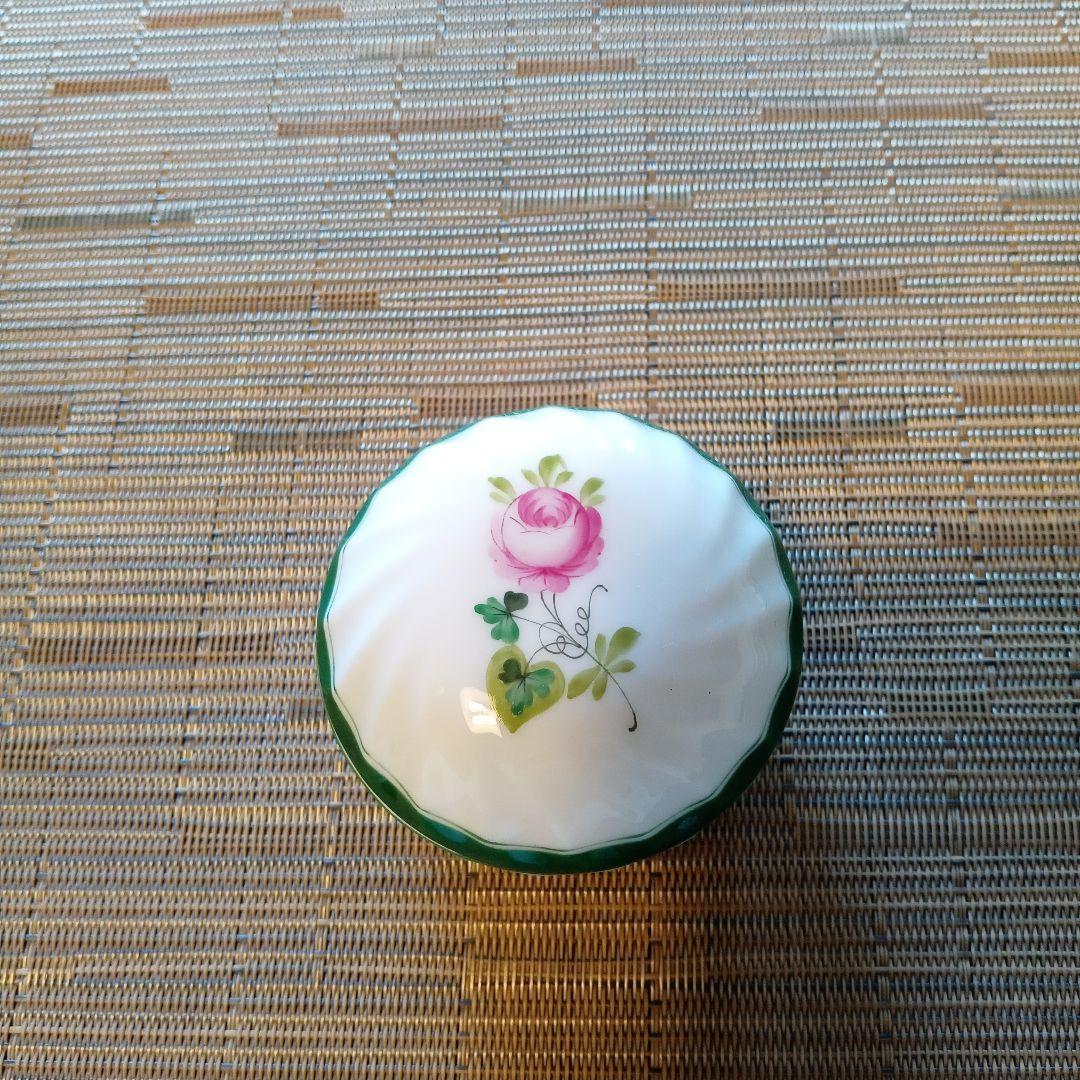 HERENDヘレンド ウィーンの薔薇蓋付小物入 ボンボン入