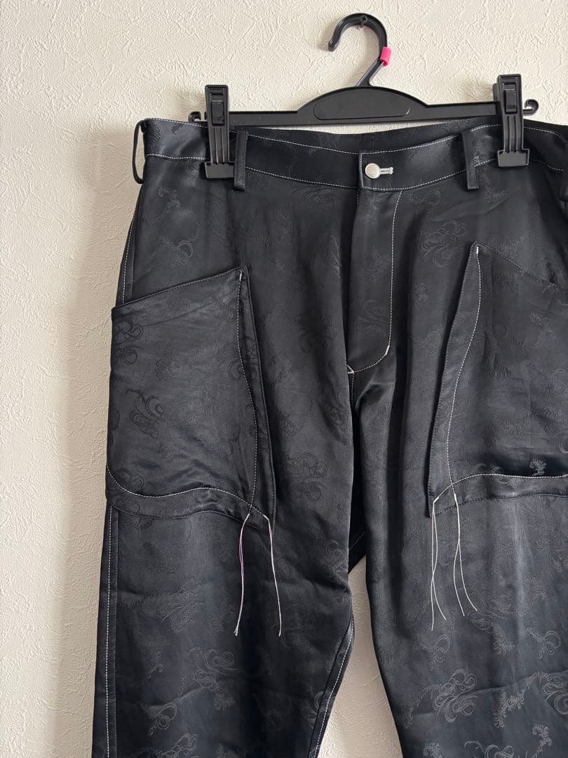 sulvam スティッチスリムフレアパンツ