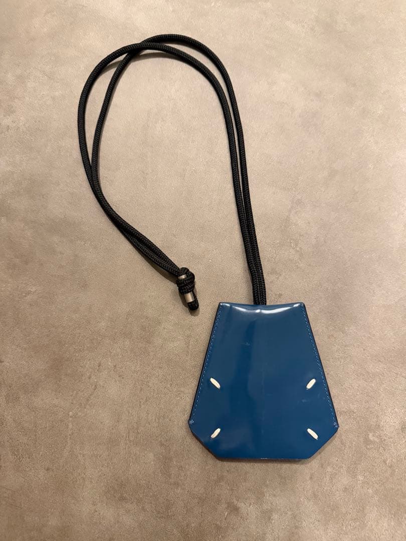 Maison Margiela 青 キーンホルダー