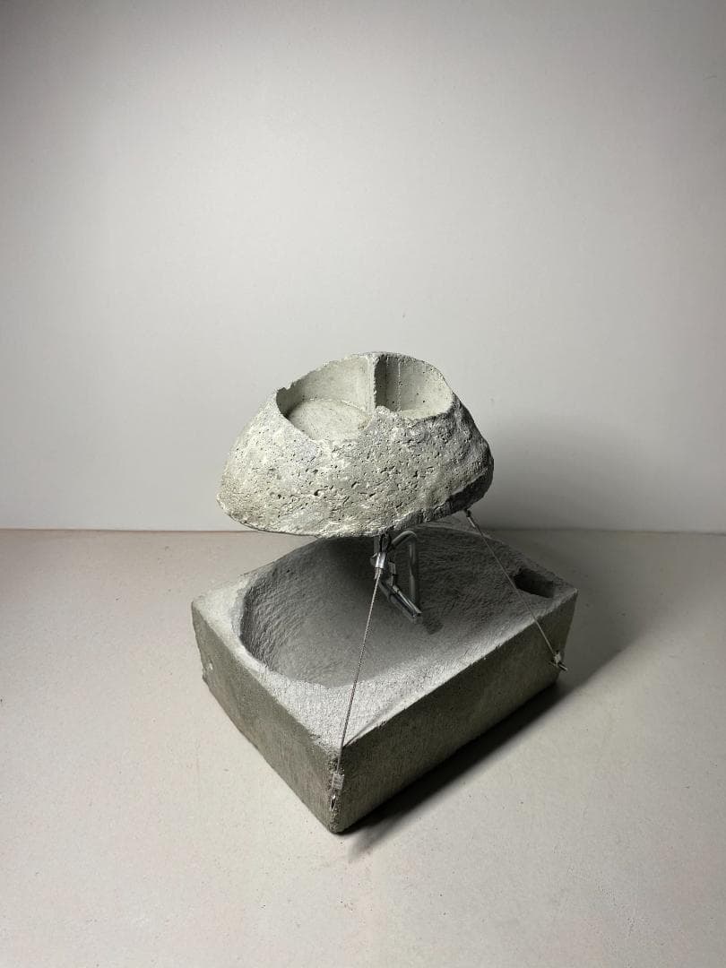 テンセグリティ 小物用オブジェ 灰皿｜コンクリート 一点もの