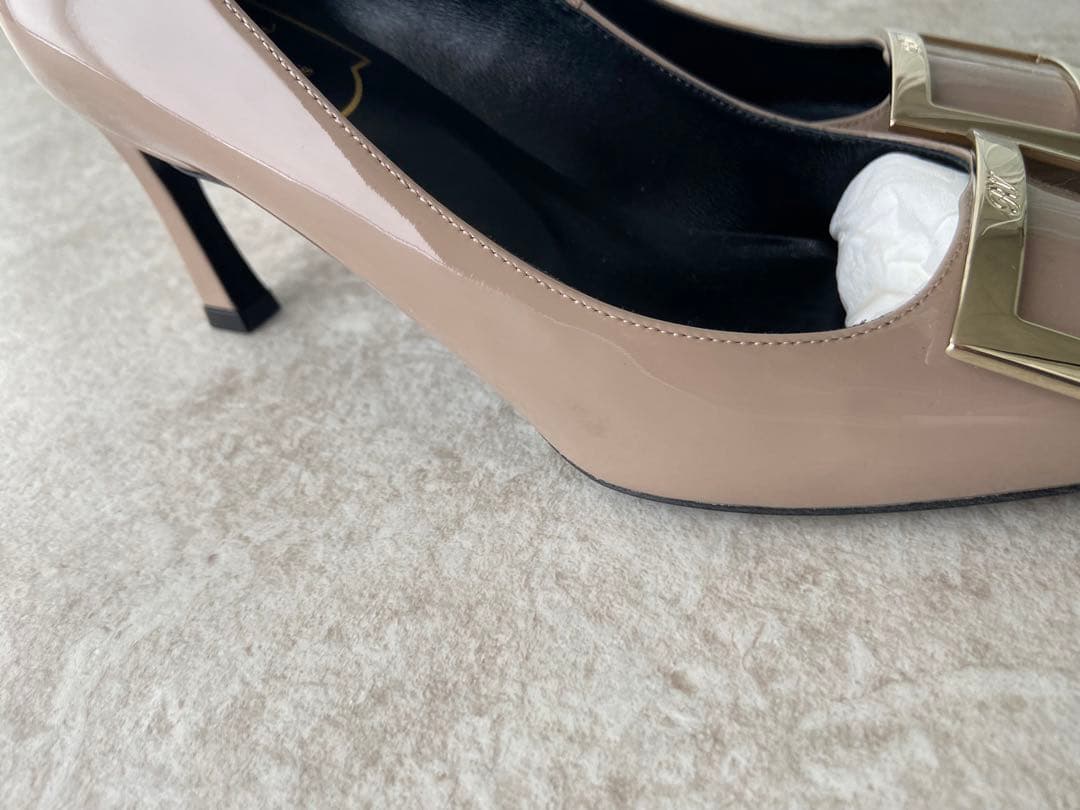 かれん　人気色デザインRoger Vivierロジェヴィヴィエ　パンプス