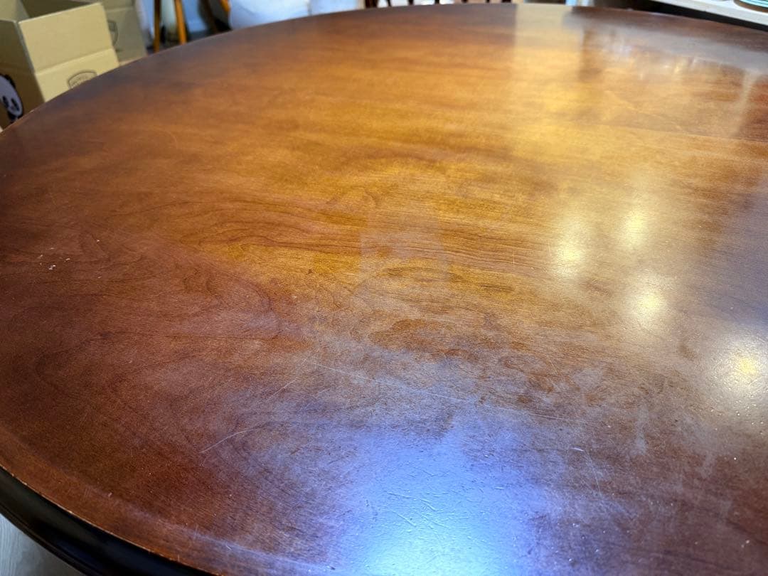 飛騨産業 HIDA キツツキマーク ダイニングテーブル　ラウンド