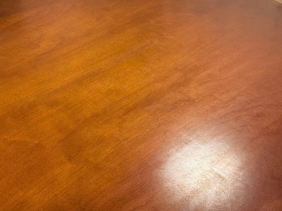 飛騨産業 HIDA キツツキマーク ダイニングテーブル　ラウンド