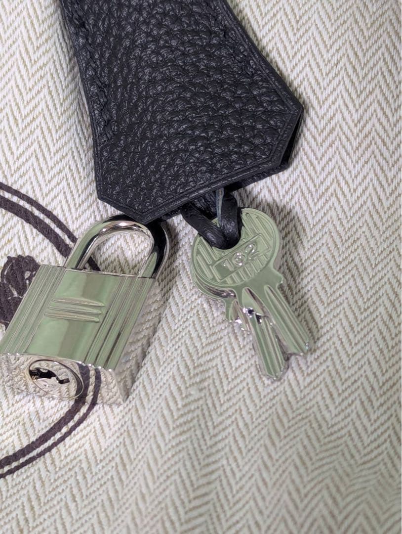 お値下げ中！バーキン25cm黒S金具 トゴ素材