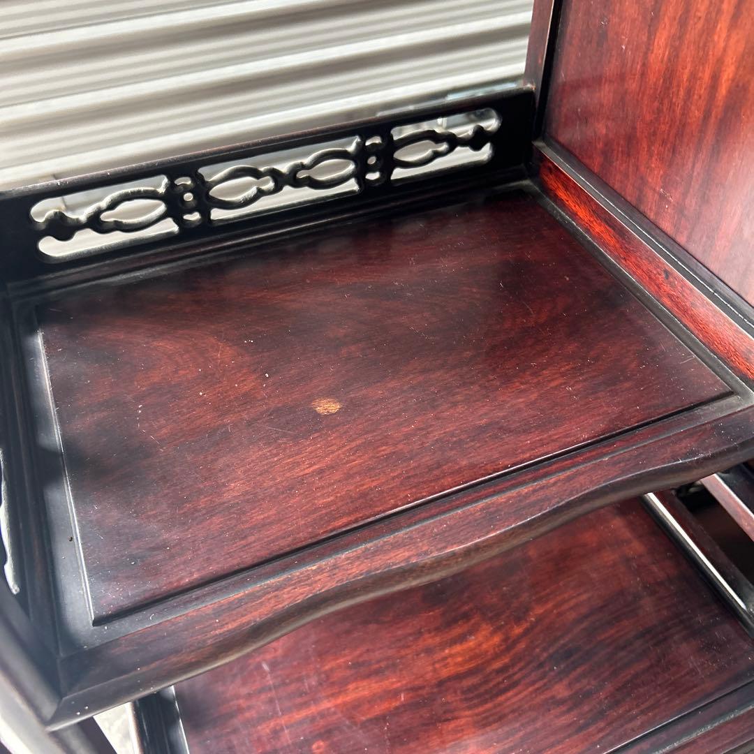 アンティーク　木製彫刻付き　飾り棚