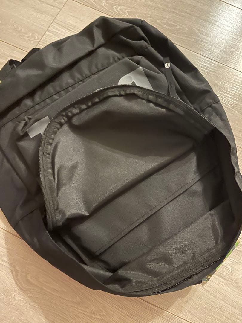 A BATHING APE キッズリュック　新品未使用