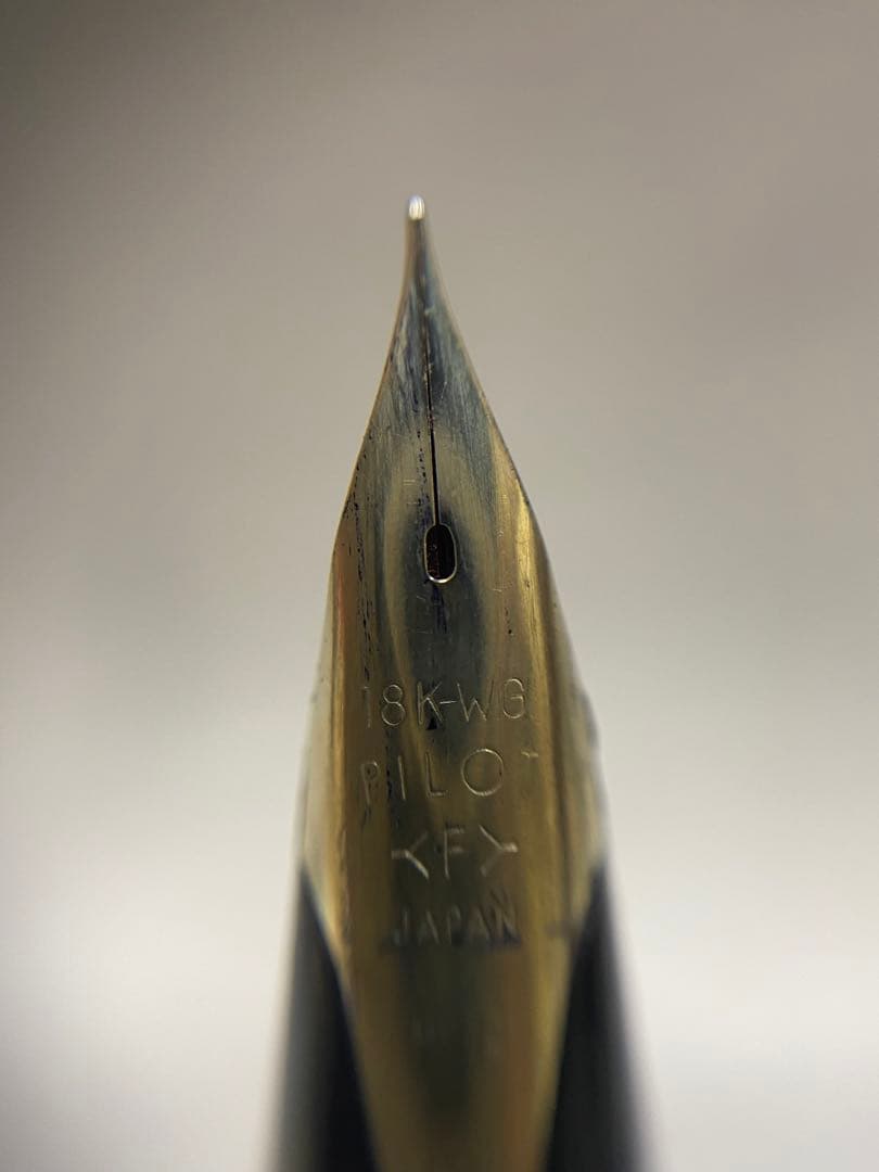 PILOT CUSTOM 万年筆 18K-WG F