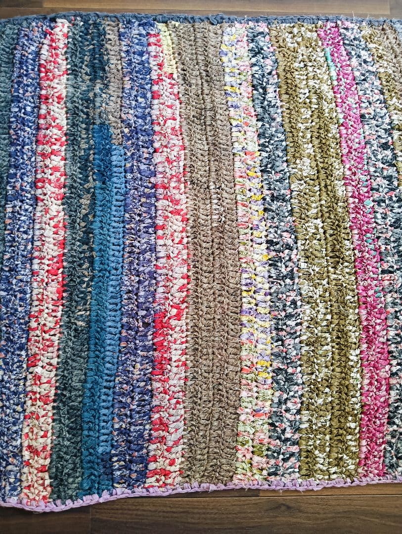 レア美品　昔の針編みの襤褸のフリークロス　敷物